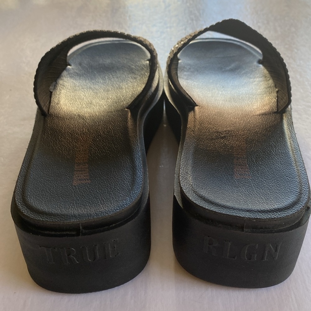 True Religion Black Jann Platform Slide Sandals Size 8.5 - Picture 5 of 11